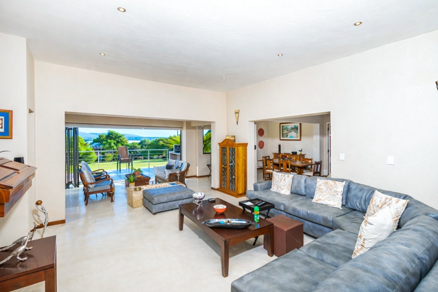 3 Bedroom Property for Sale in Caribbean Beach Club North West